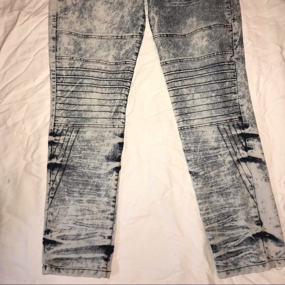 Men’s Rocawear 36-32 like new